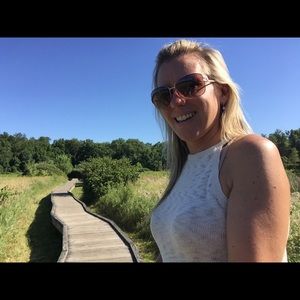 Meet your Posher, Wendy